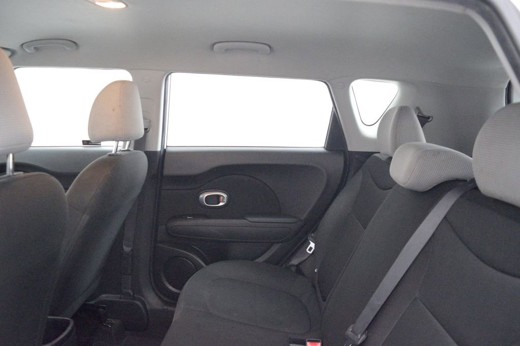 Used 2017 Kia Soul image 12
