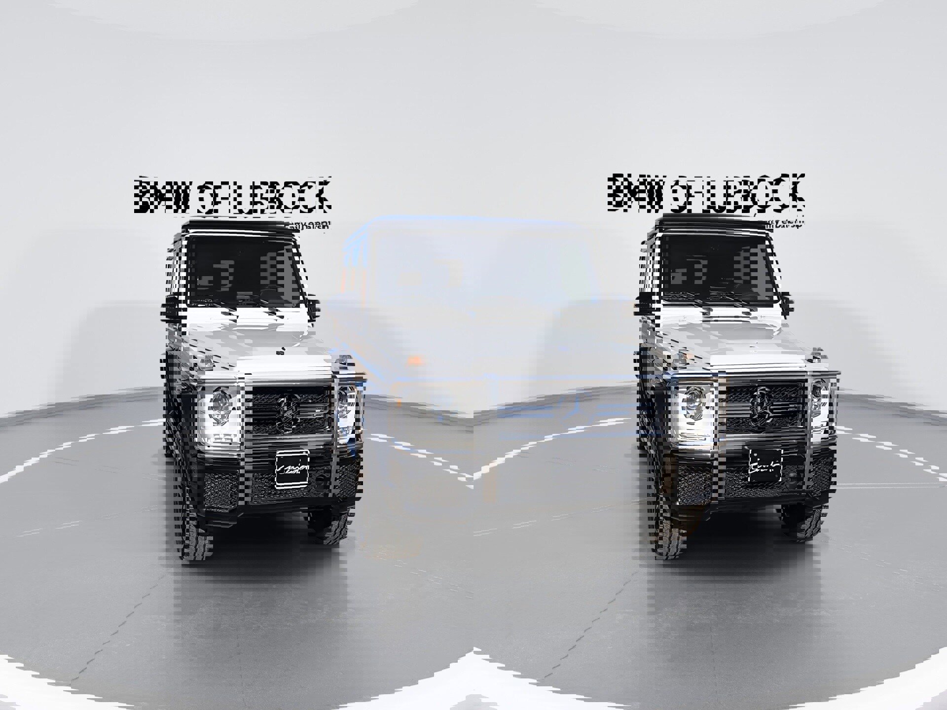 Used 2017 Mercedes-Benz G 63 AMG 4MATIC image 2