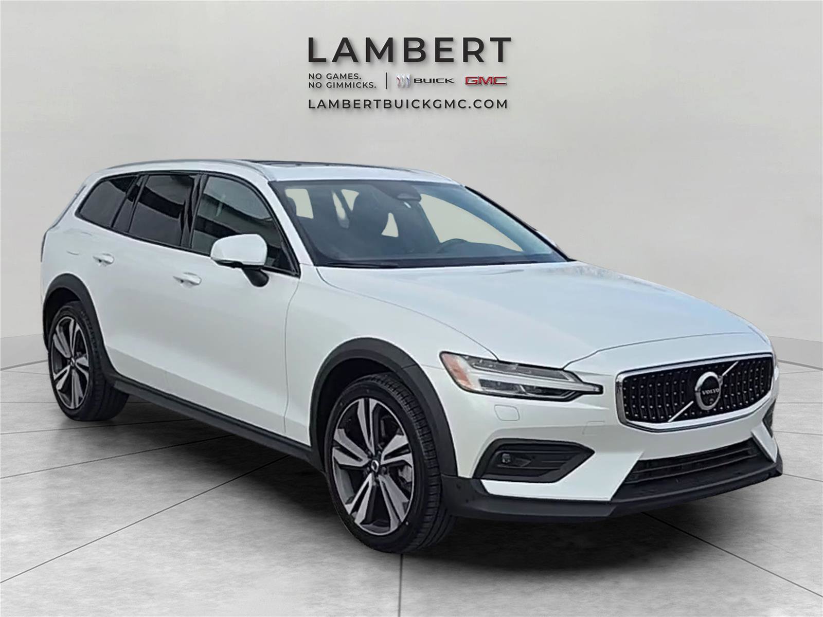 Used 2025 Volvo V60 B5 Cross Country Plus AWD/4WD image 8