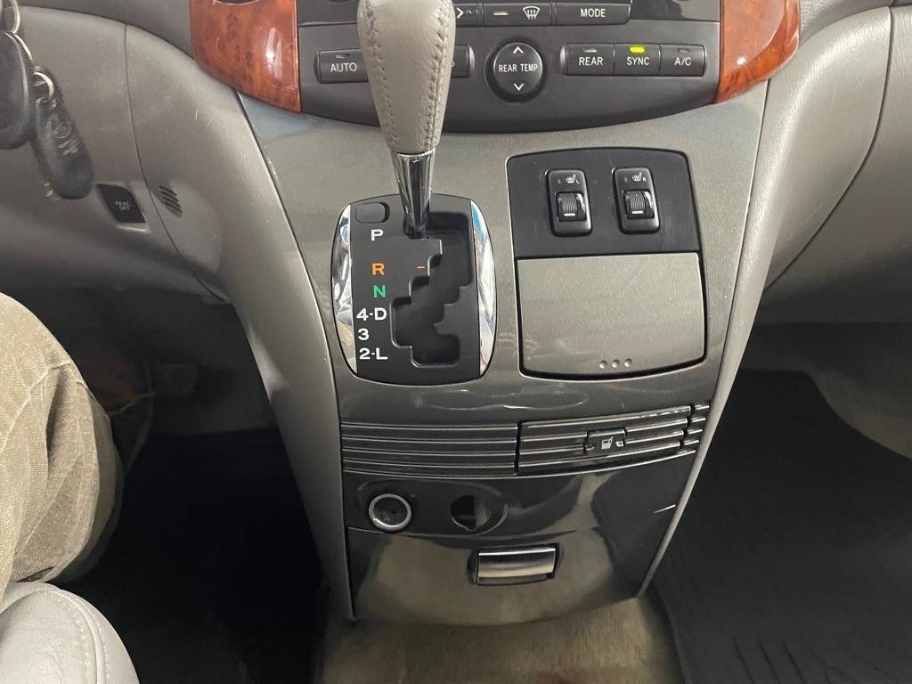 Used 2008 Toyota Sienna XLE image 34