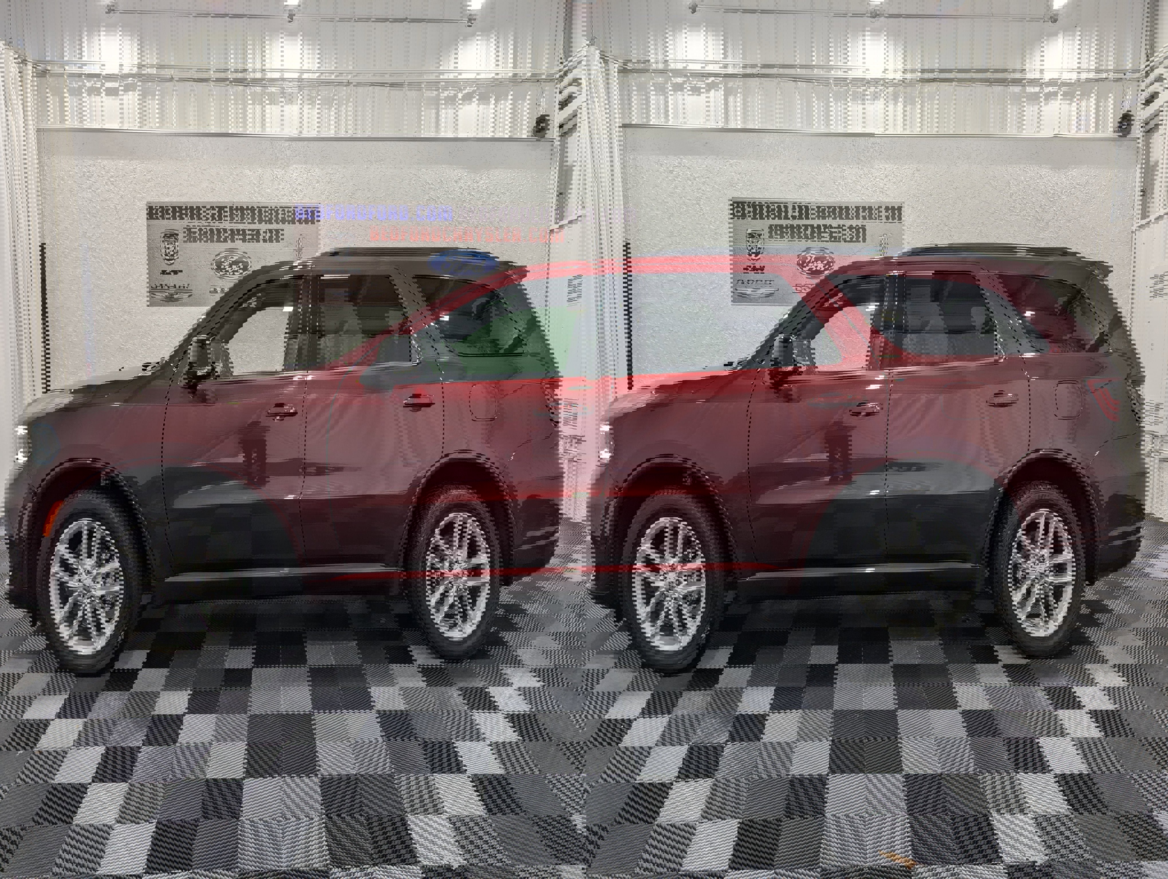 Used 2024 Dodge Durango GT image 2