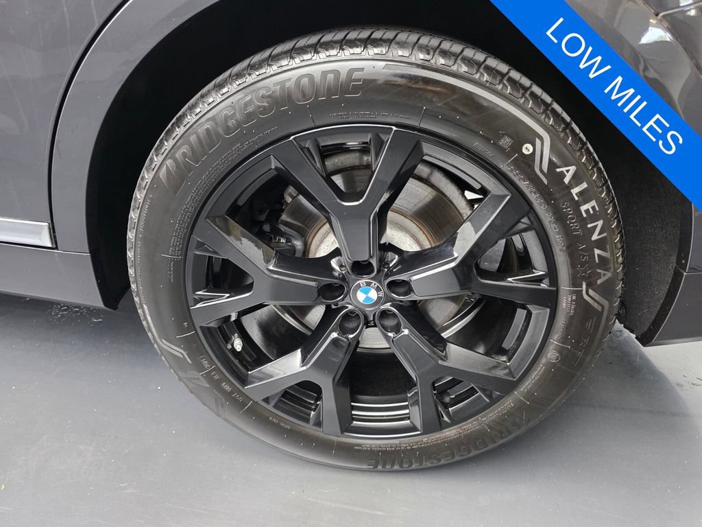 Used 2021 BMW X7 xDrive40i w/ Executive Package 2 AWD/4WD image 18