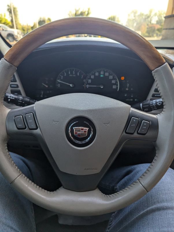 Used 2006 Cadillac XLR image 16