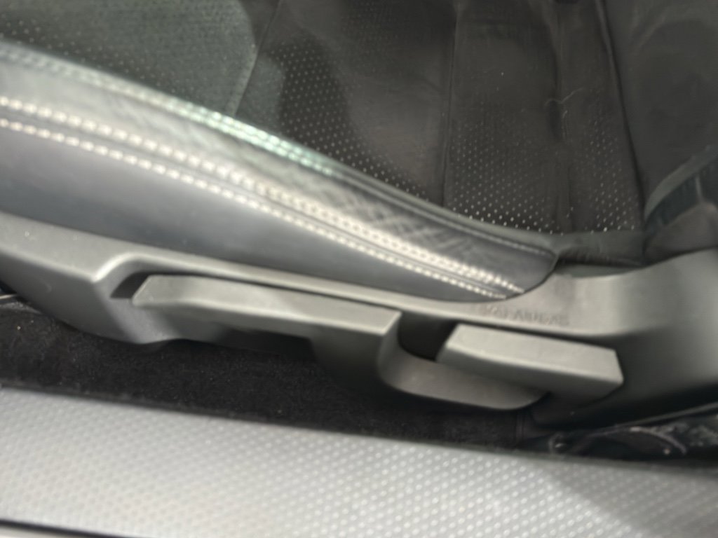 Used 2024 Toyota GR86 Premium image 18