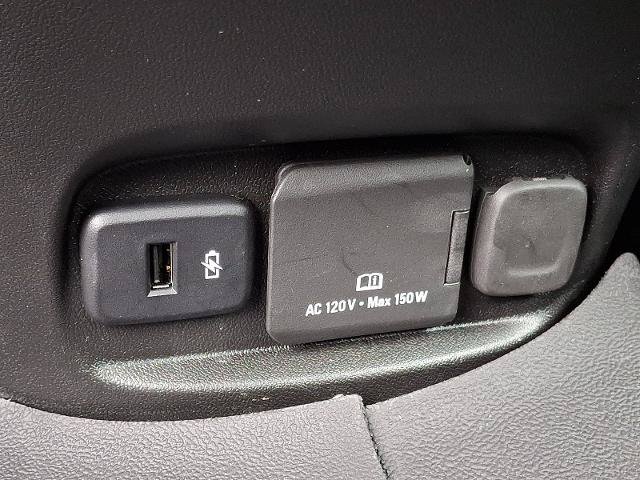 Certified 2025 Chevrolet Malibu LT FWD image 11