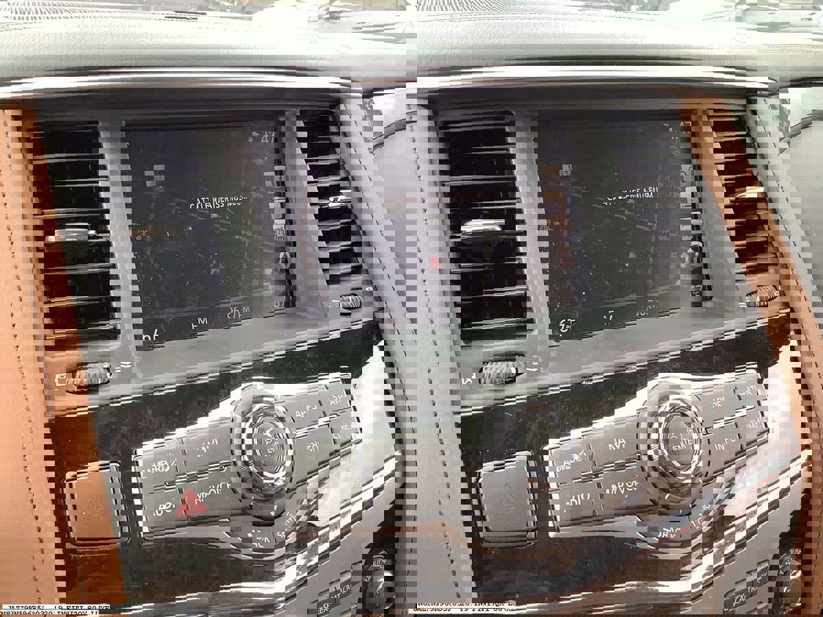 Used 2019 INFINITI QX80 Luxe w/ 22" Wheel Package image 8