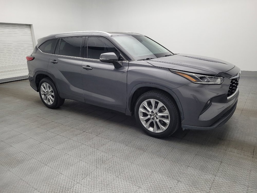 Used 2020 Toyota Highlander Limited FWD image 11