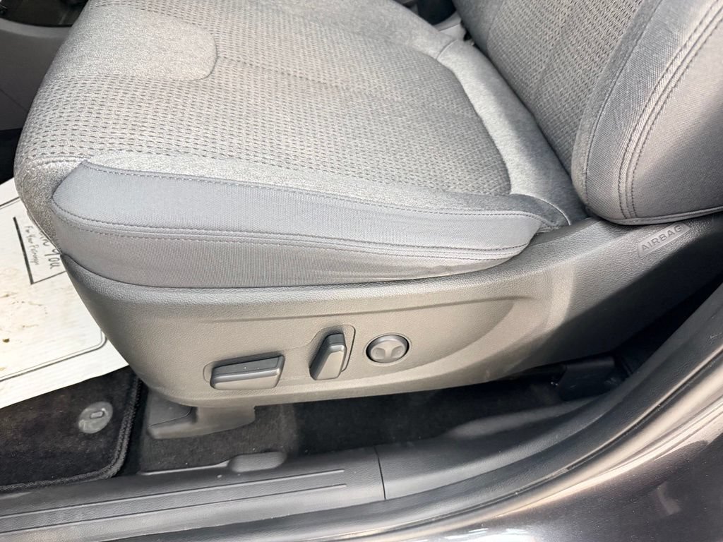 Used 2023 Hyundai Santa Fe SEL AWD/4WD image 18