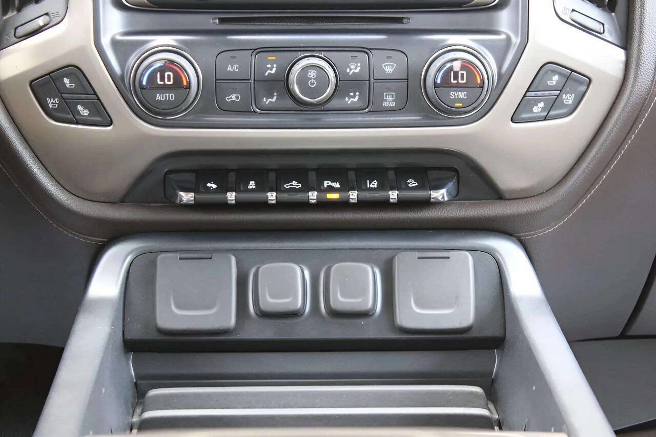 Used 2014 GMC Sierra 1500 Denali w/ Driver Alert Package image 21