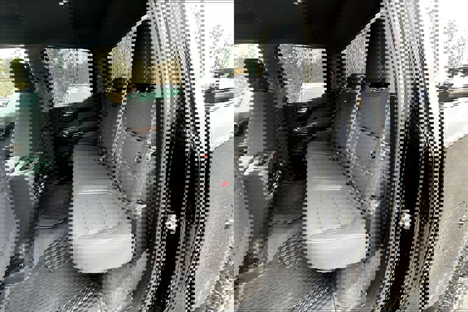 Used 2021 Chevrolet Silverado 1500 LT Trail Boss AWD/4WD image 19