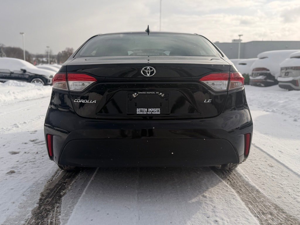 Used 2024 Toyota Corolla LE image 5
