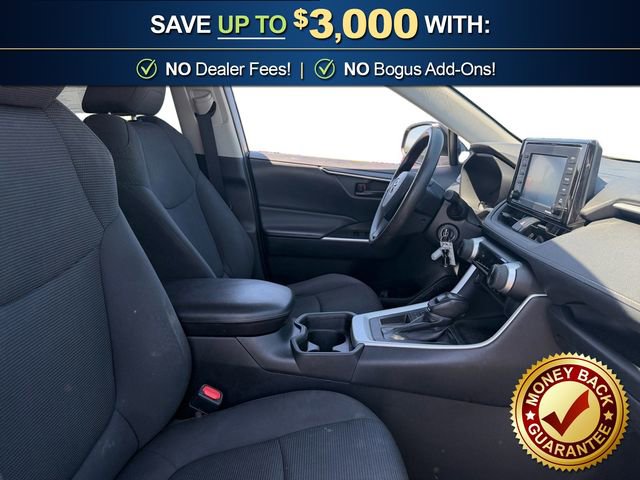 Used 2021 Toyota RAV4 LE FWD image 22