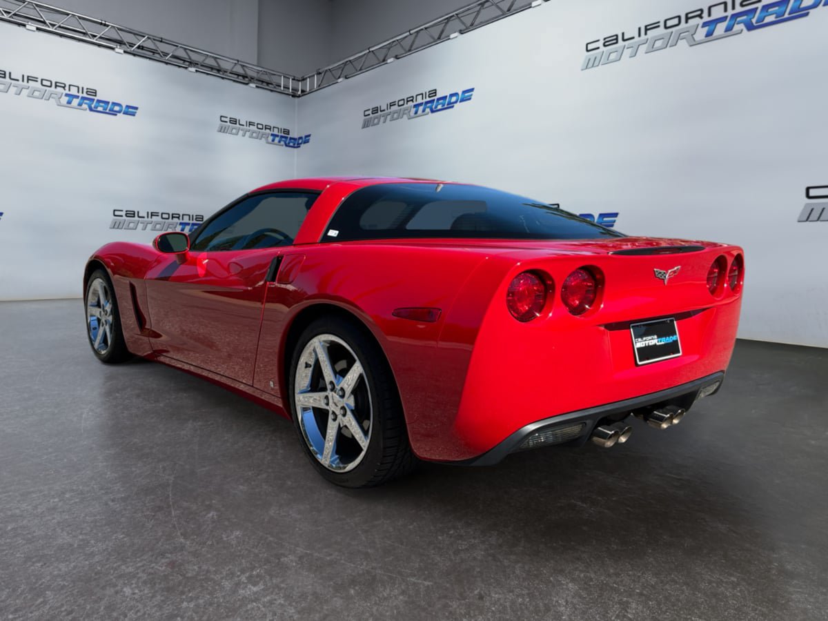 Used 2007 Chevrolet Corvette Coupe w/ Preferred Equipment Group RWD image 7