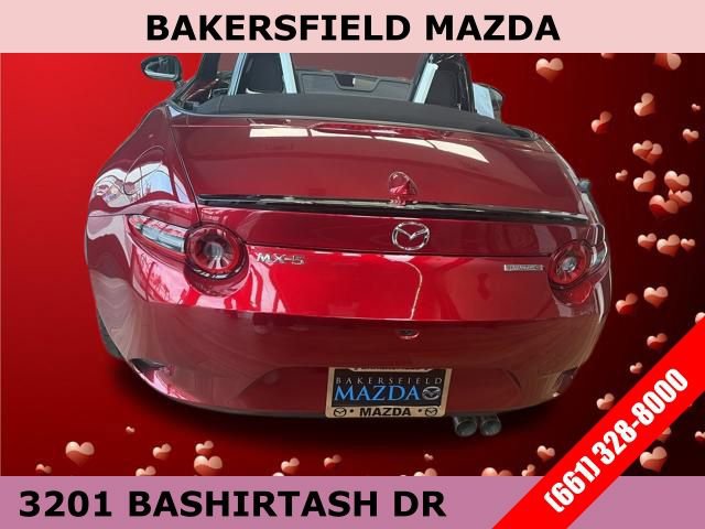 New 2025 MAZDA MX-5 Miata Club w/ Interior Package image 3