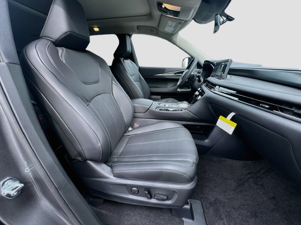 New 2027 INFINITI QX60 Luxe w/ Cargo Package FWD image 32