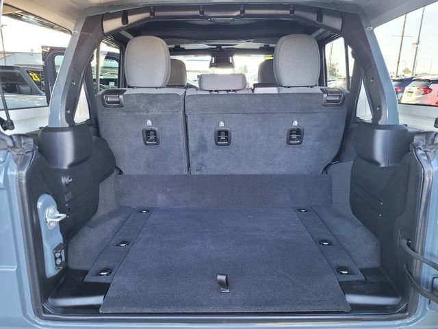 Certified 2025 Jeep Wrangler Unlimited Sahara w/ Safety Group AWD/4WD image 19
