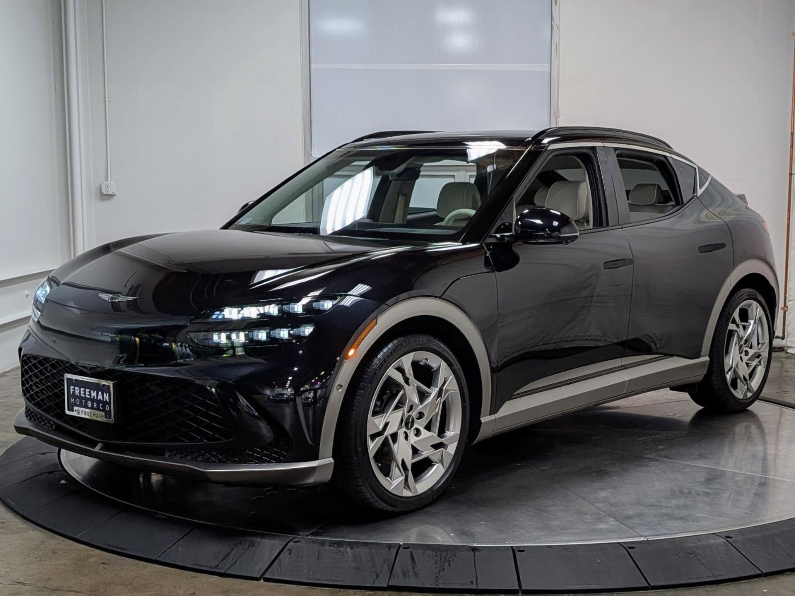 Used 2025 Genesis GV60 Performance image 4