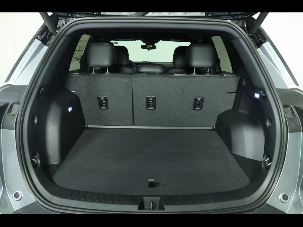 New 2026 Chevrolet Equinox RS FWD image 10