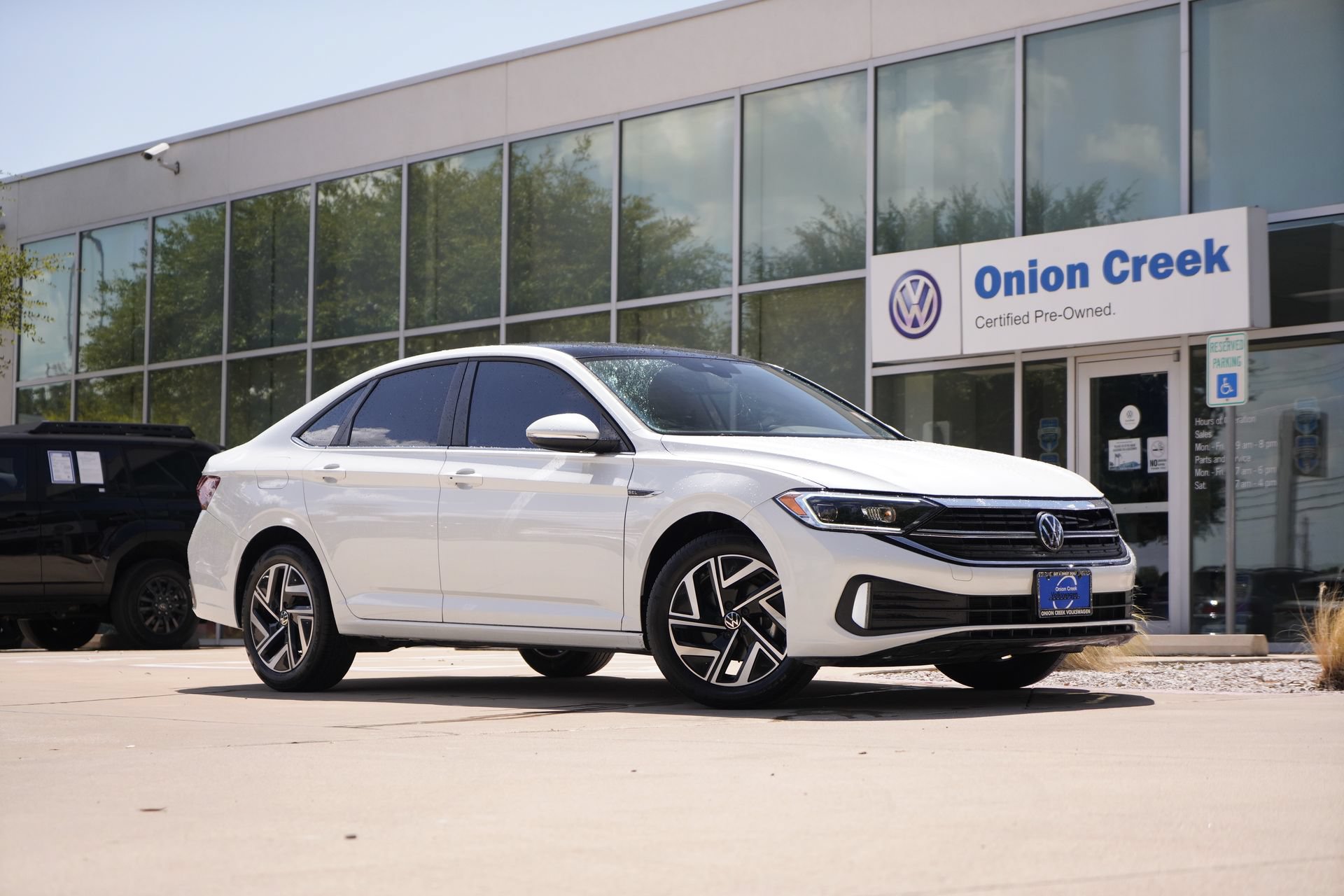 Used 2024 Volkswagen Jetta SEL FWD video 1