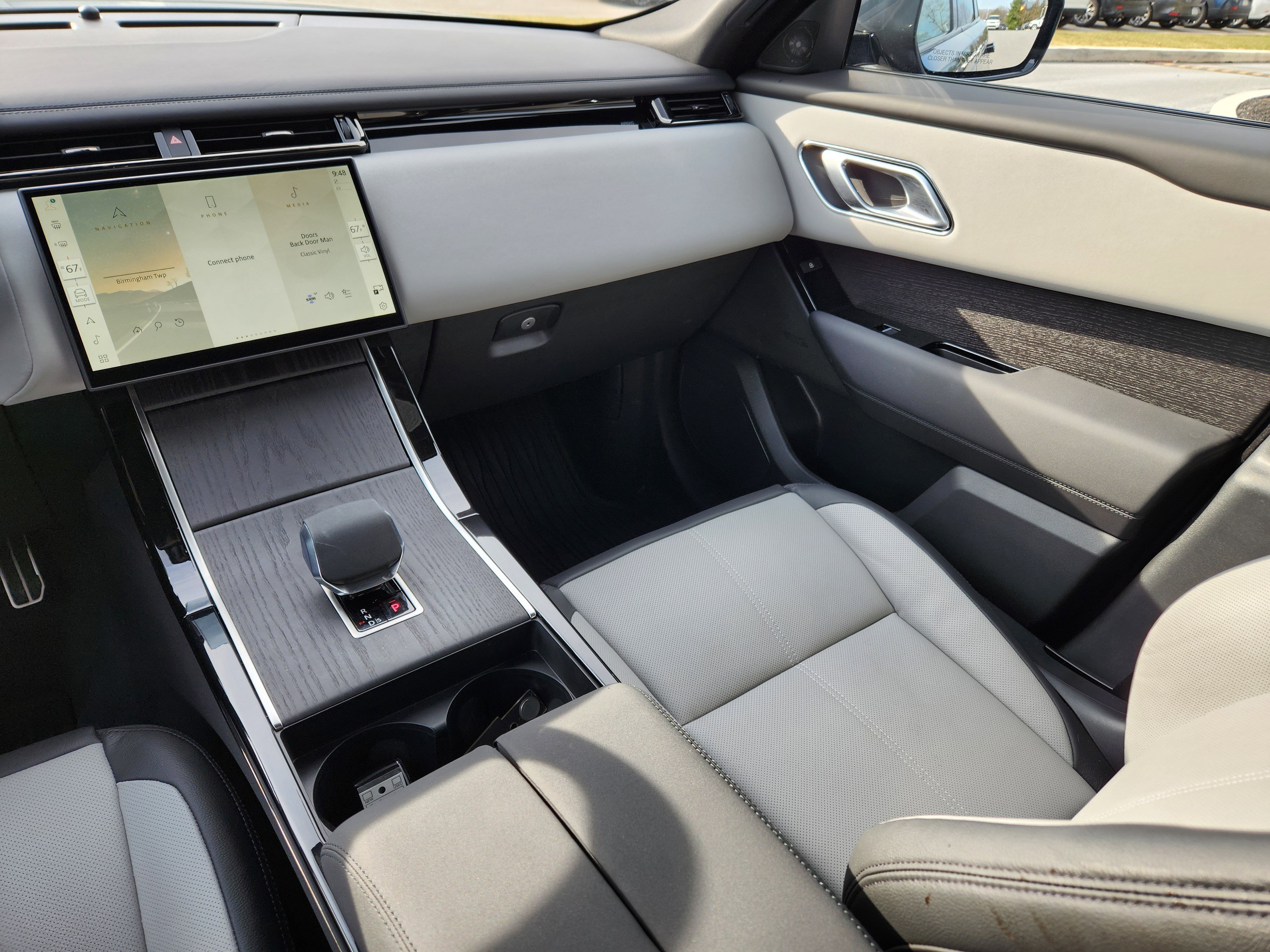 Certified 2026 Land Rover Range Rover Velar Dynamic SE image 14