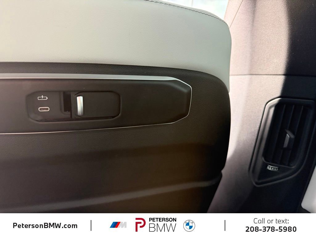 Used 2024 BMW X5 xDrive50e w/ Premium Package image 19