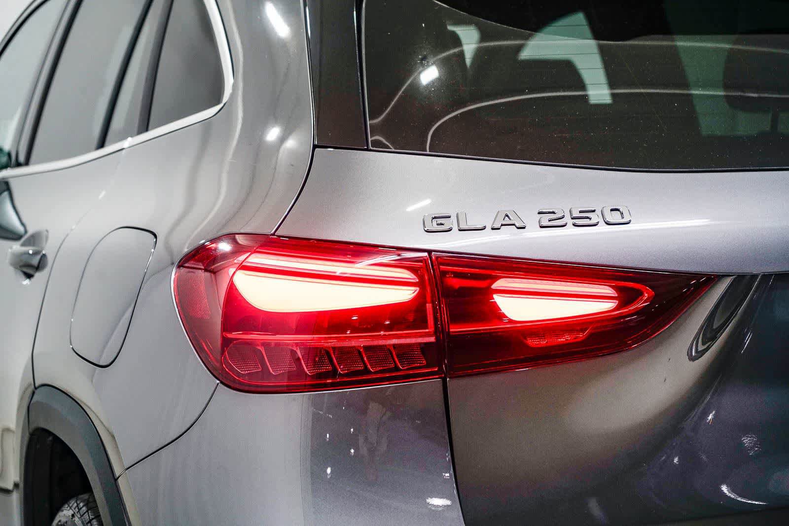 Certified 2026 Mercedes-Benz GLA 250 image 9