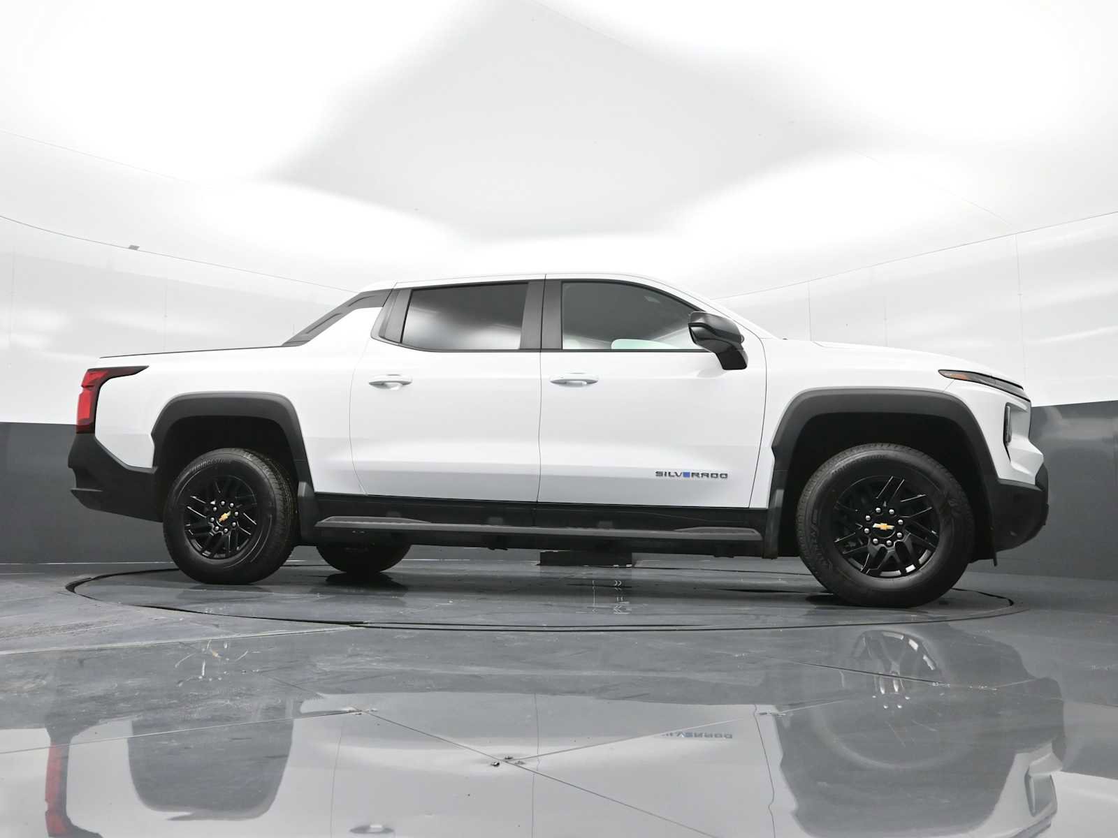 New 2024 Chevrolet Silverado EV W/T AWD/4WD image 21