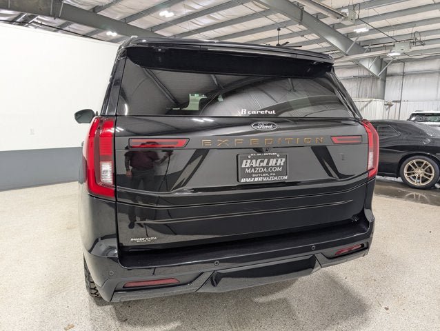Used 2025 Ford Expedition Tremor AWD/4WD image 4