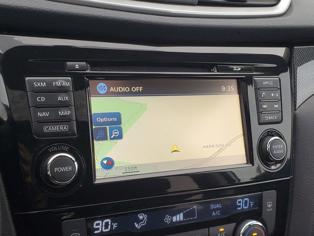 Used 2015 Nissan Rogue SL w/ SL Premium Package image 25