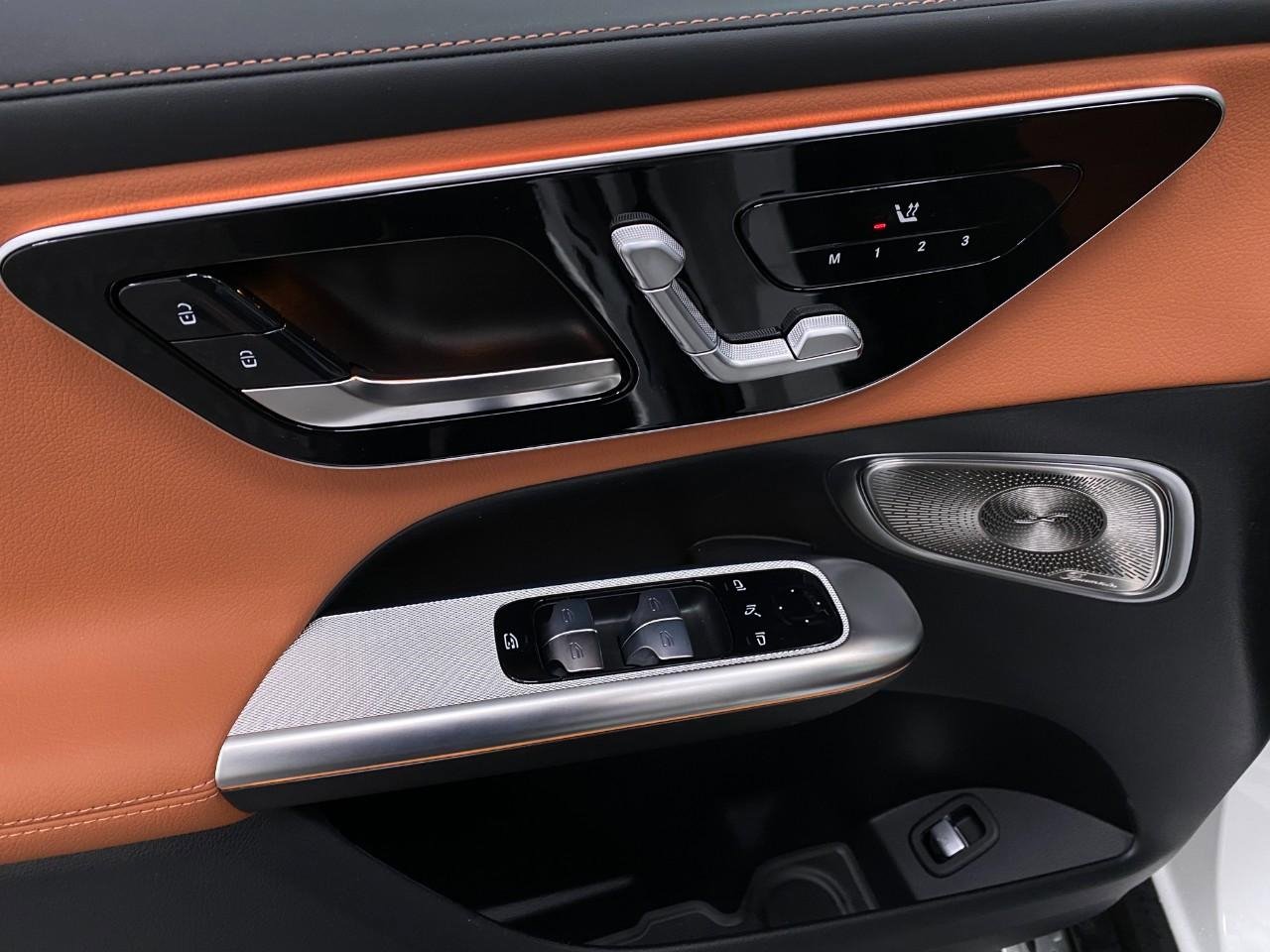 New 2026 Mercedes-Benz GLC 43 AMG 4MATIC image 33