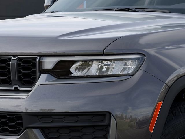 New 2026 Jeep Grand Cherokee Altitude image 10