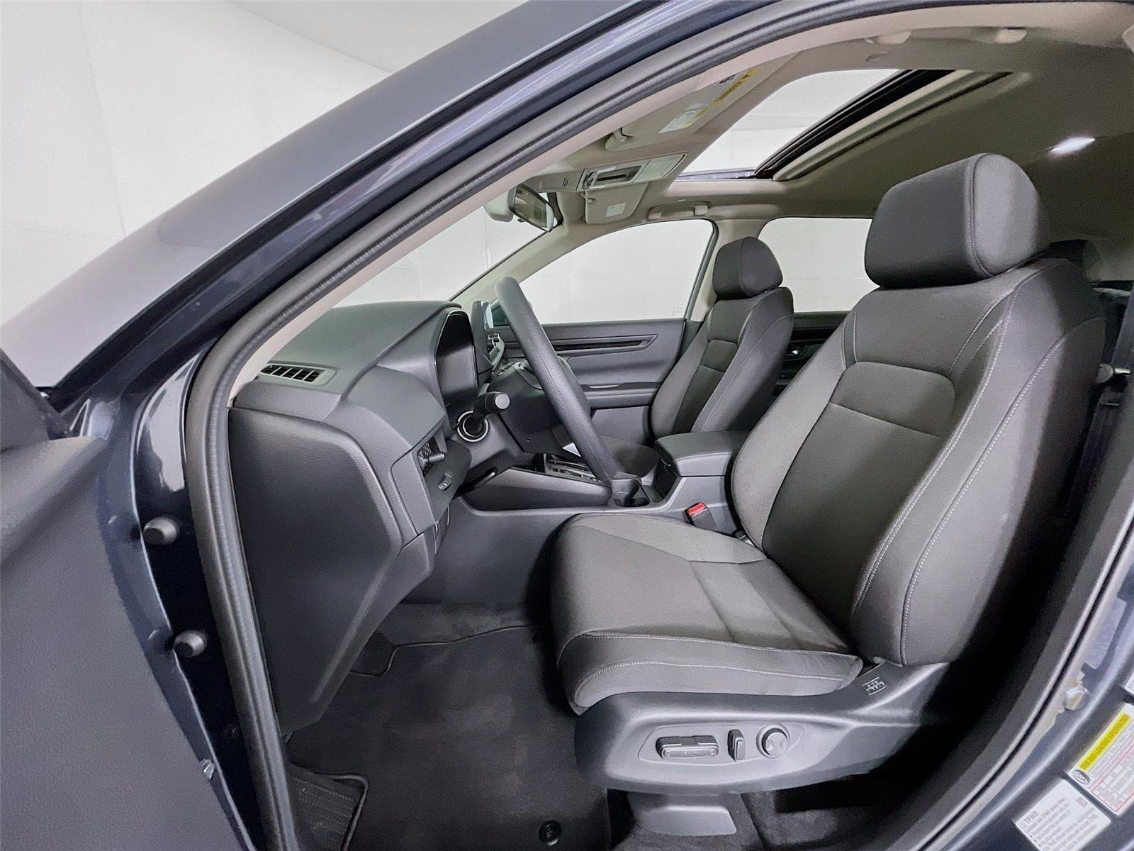 Used 2025 Honda CR-V EX image 26