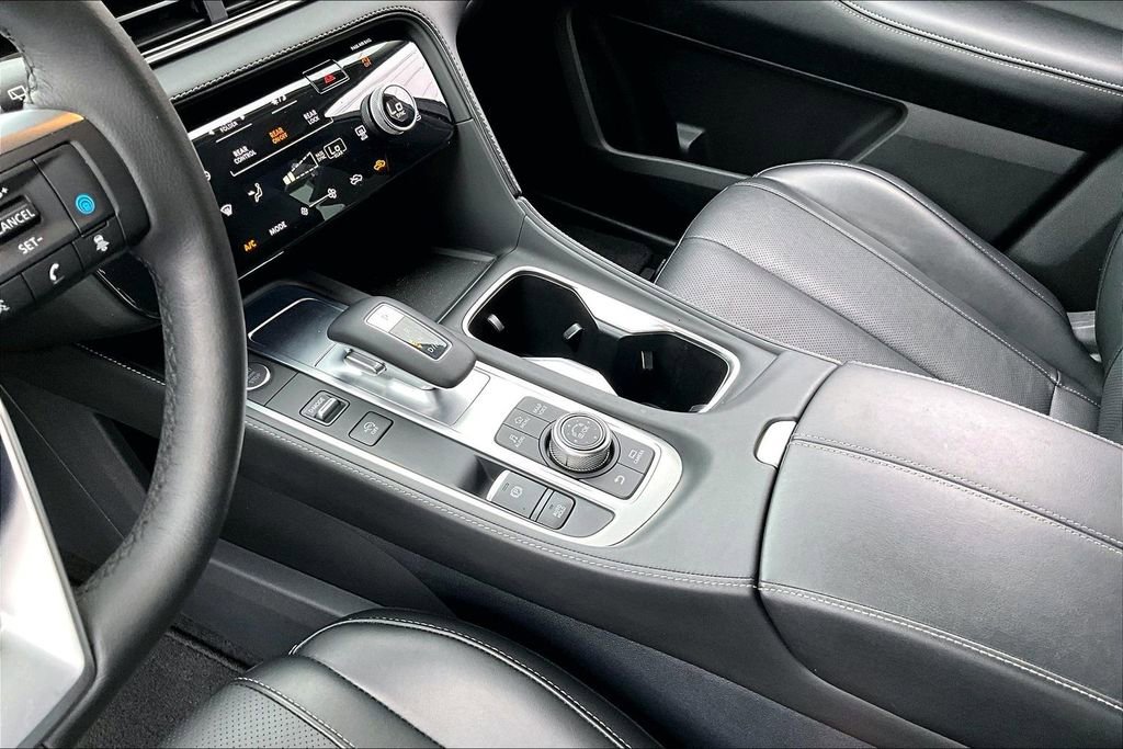 Certified 2025 INFINITI QX60 Luxe image 19