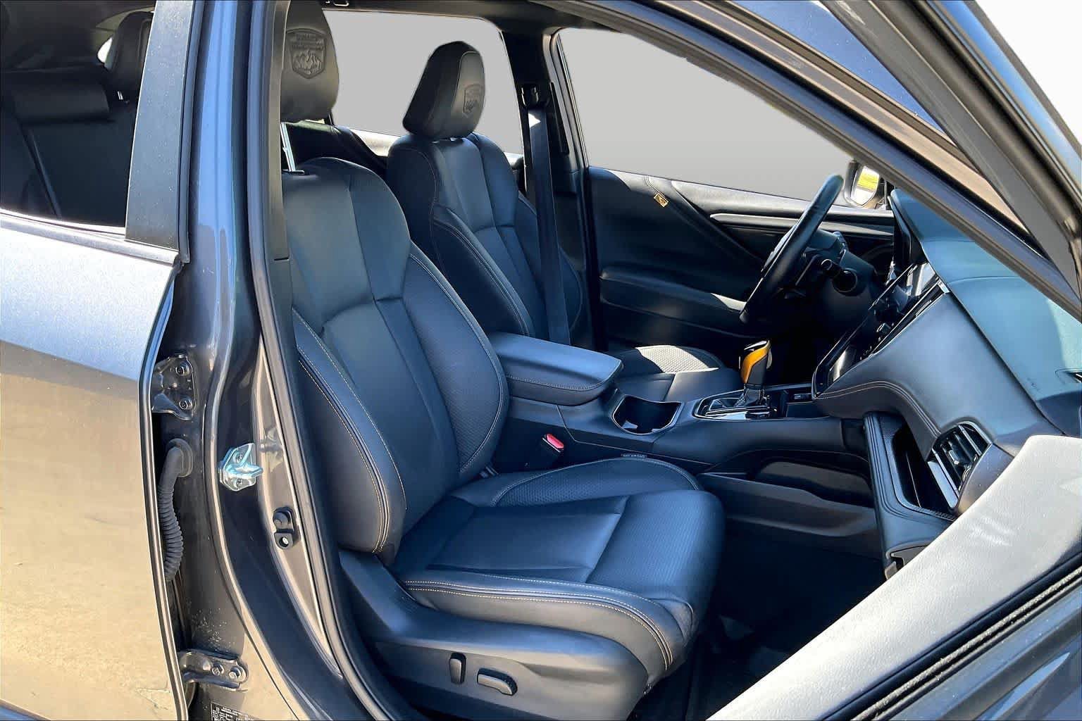 Used 2025 Subaru Outback Wilderness AWD/4WD image 9