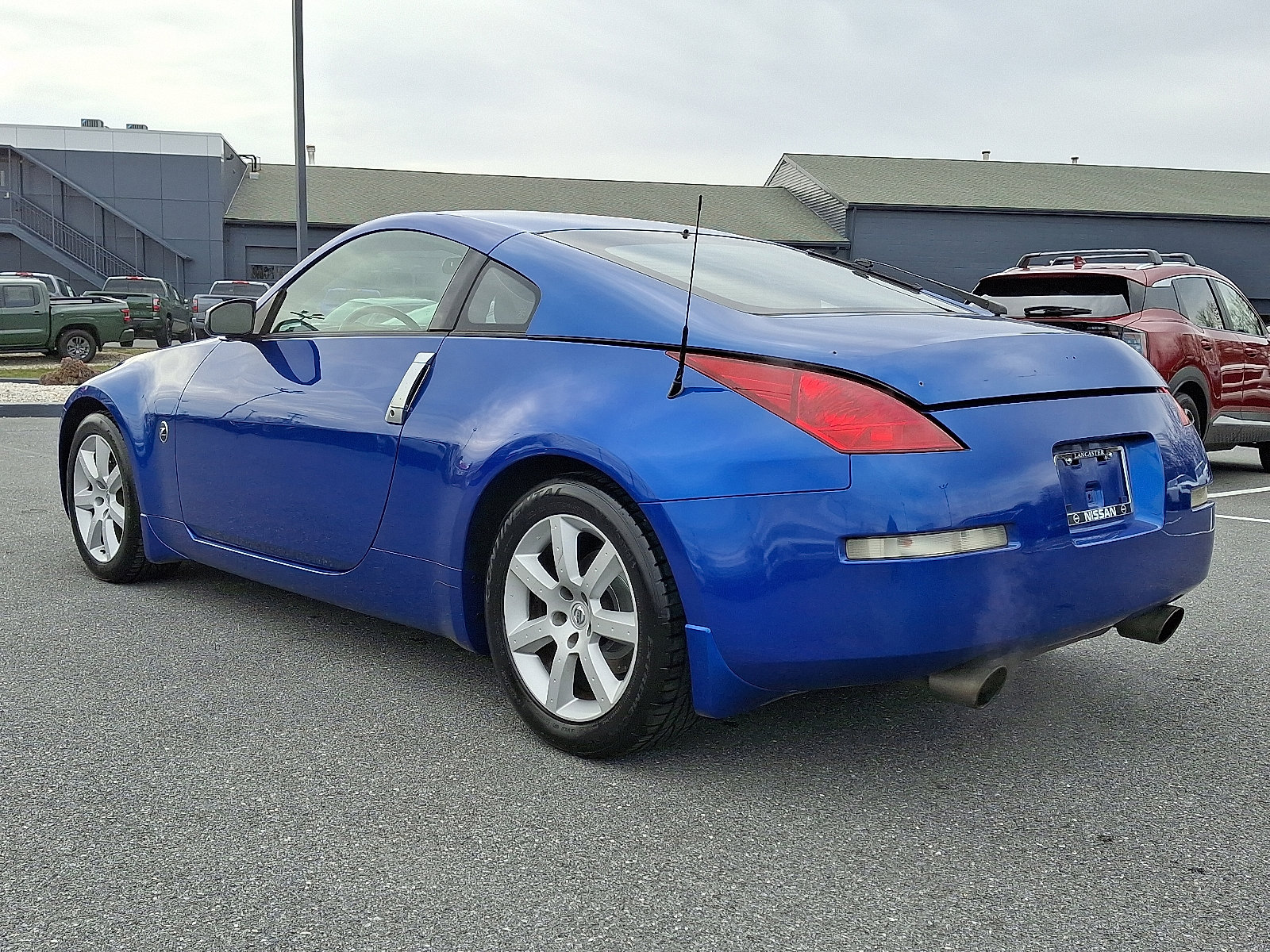 Used 2004 Nissan 350Z Touring w/ Cargo Convenience Pkg image 6