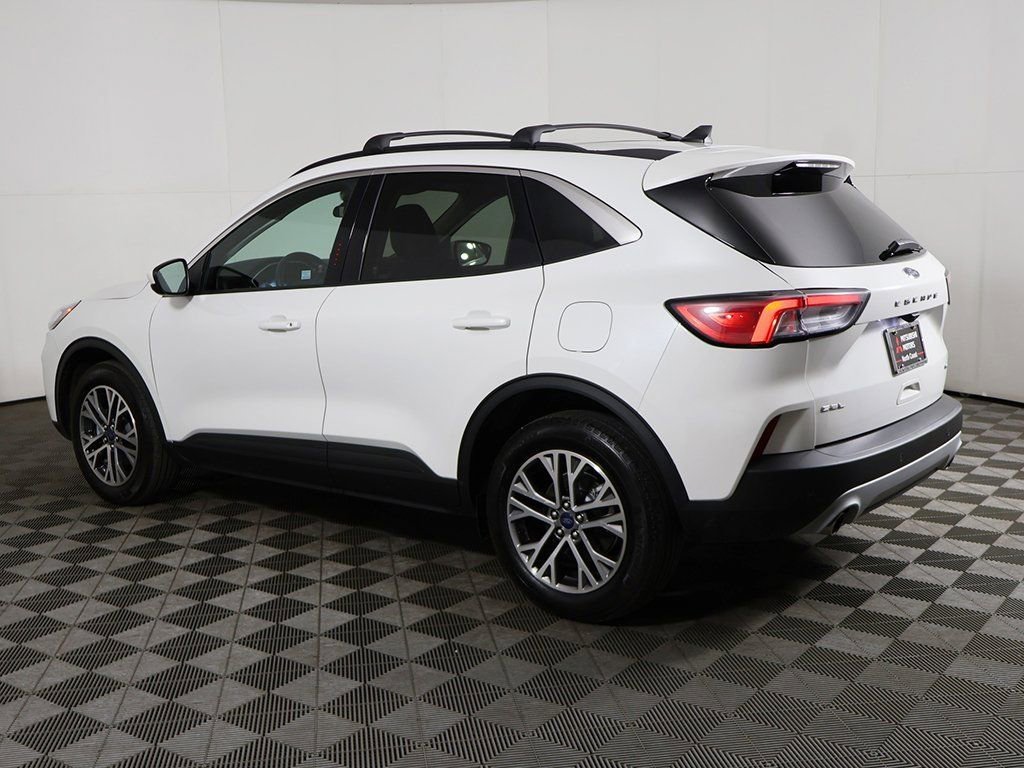 Used 2022 Ford Escape SEL w/ Technology Package image 12