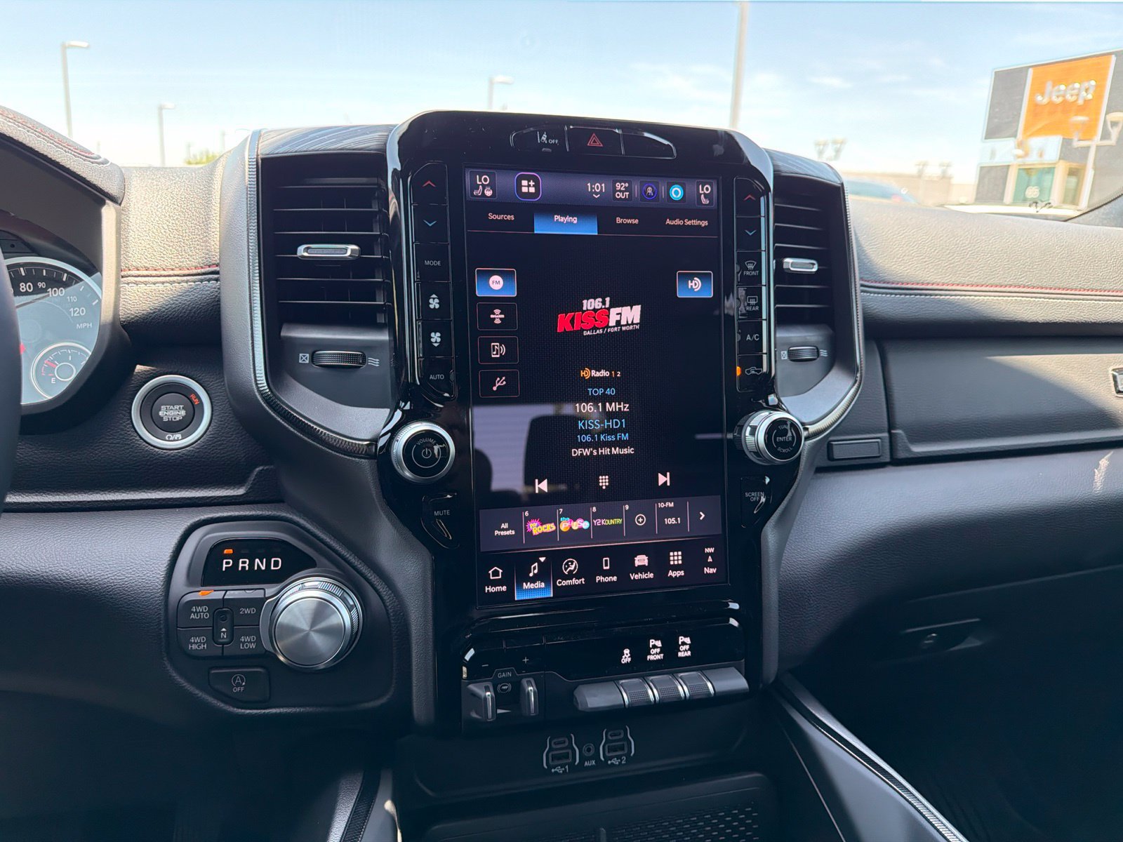 New 2026 RAM 1500 Laramie AWD/4WD image 22