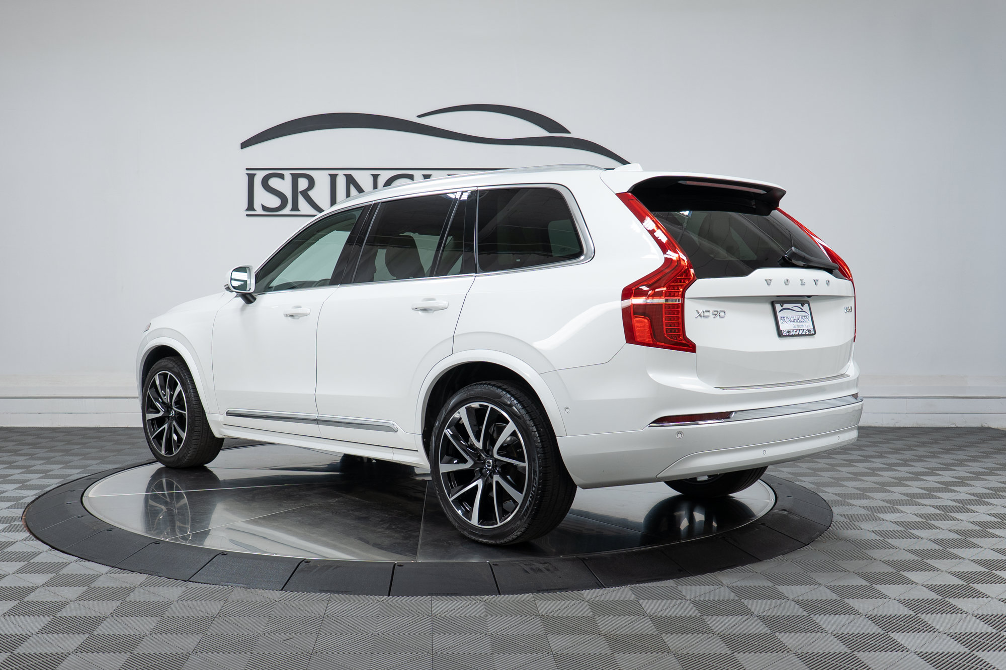 Certified 2023 Volvo XC90 B6 Plus w/ Protection Package Premier AWD/4WD image 7
