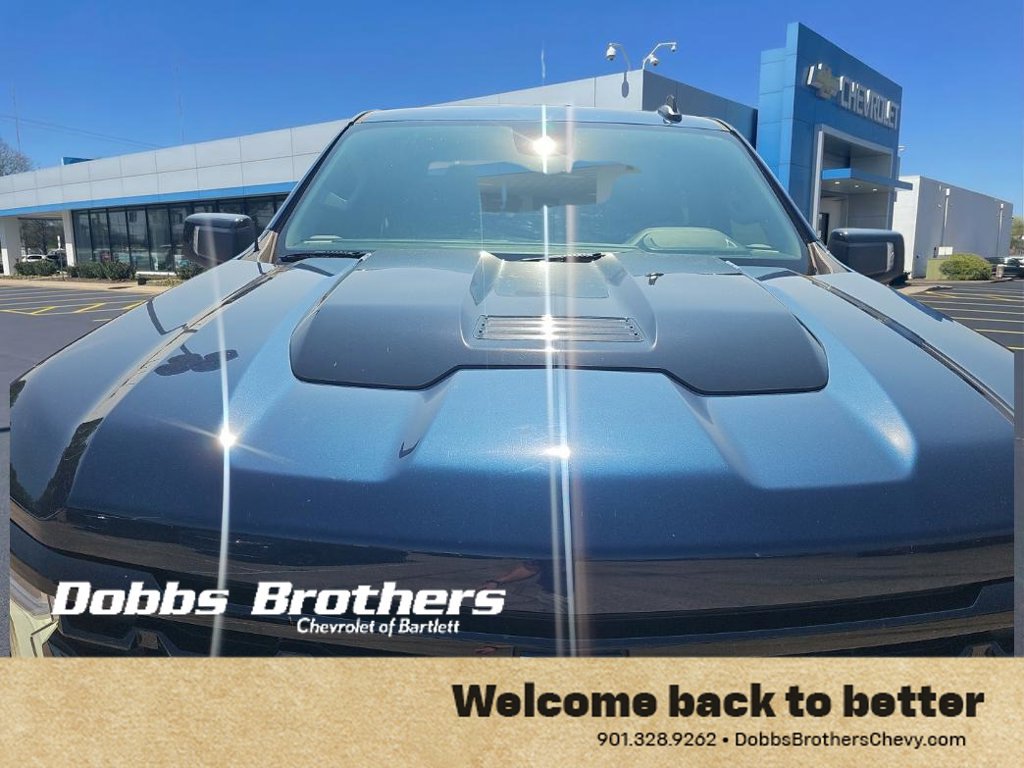 Used 2022 Chevrolet Silverado 1500 LT Trail Boss w/ LT Trail Boss Premium Package AWD/4WD image 4