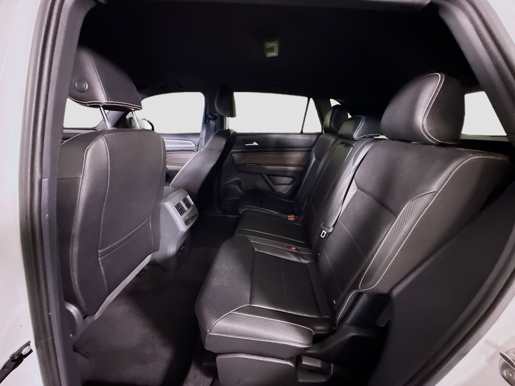Used 2023 Volkswagen Atlas Cross Sport SE FWD image 25