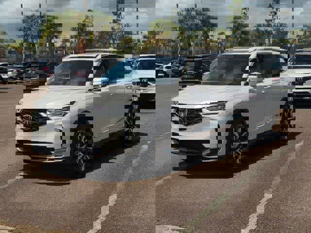 Certified 2026 Acura MDX FWD w/ Technology Package image 4