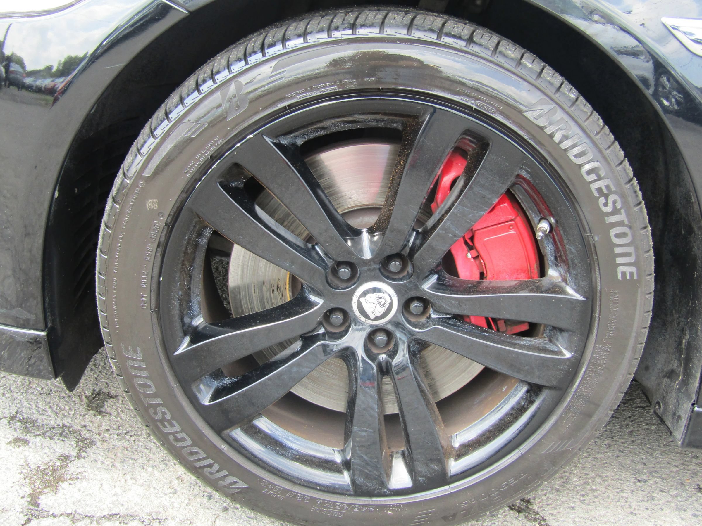Used 2013 Jaguar XJ L Supersport RWD image 40