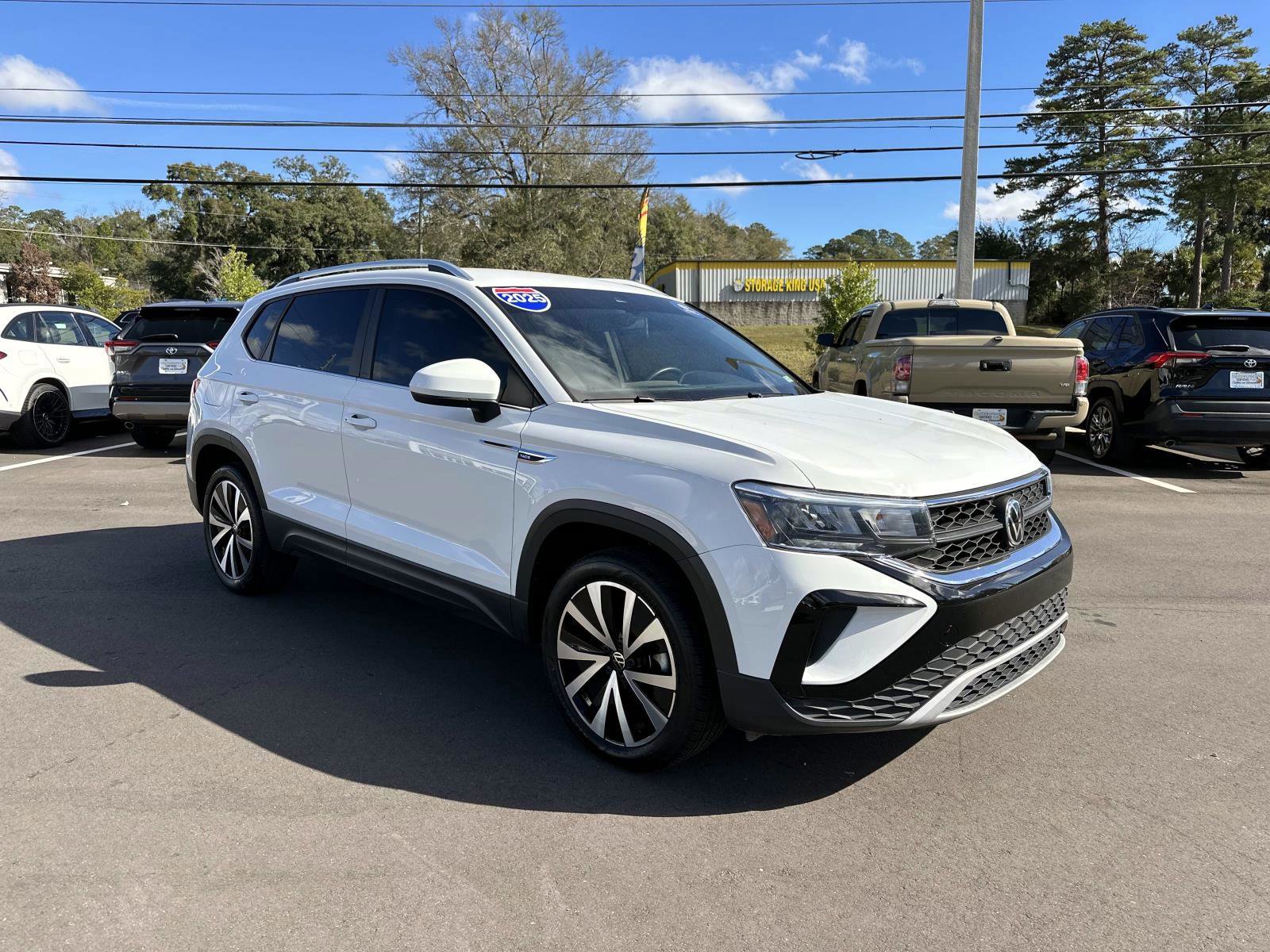 Certified 2022 Volkswagen Taos SE image 7