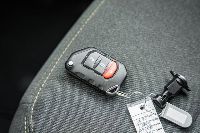 Used 2024 Jeep Wrangler Sport S image 47