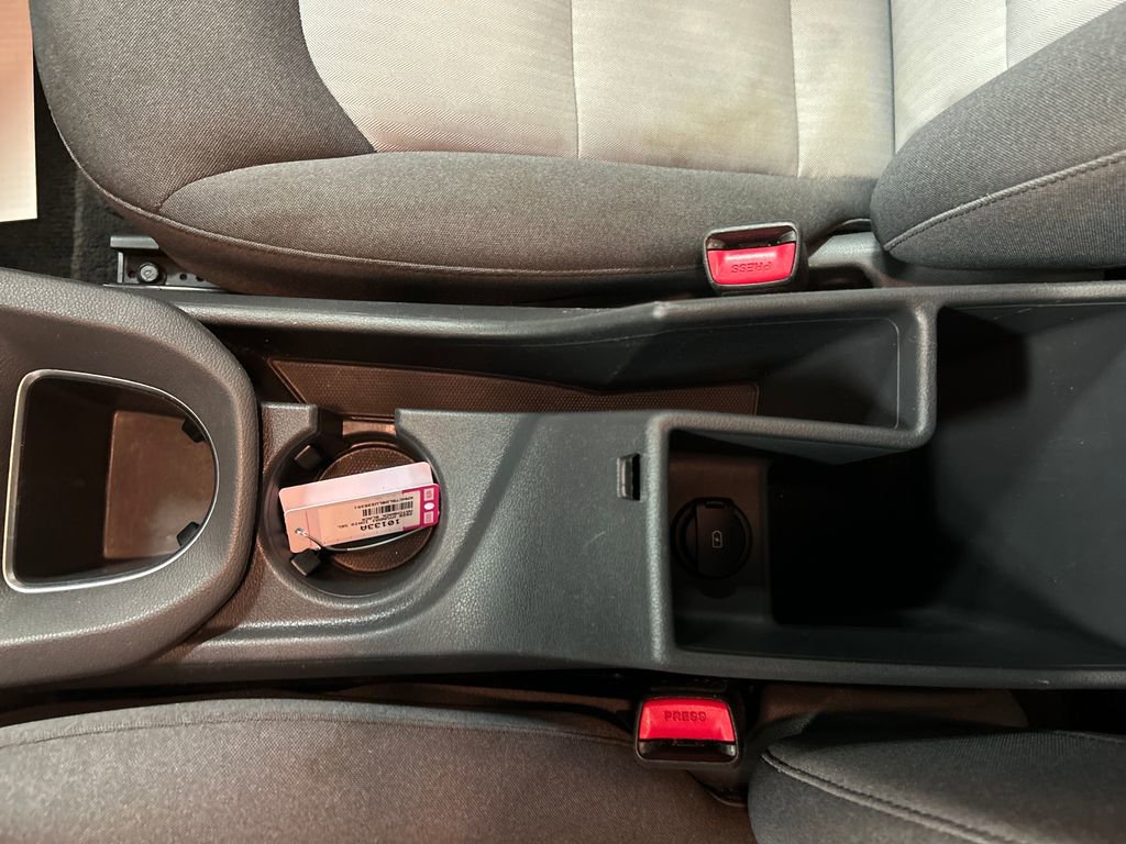 Used 2020 Hyundai Ioniq SEL image 19