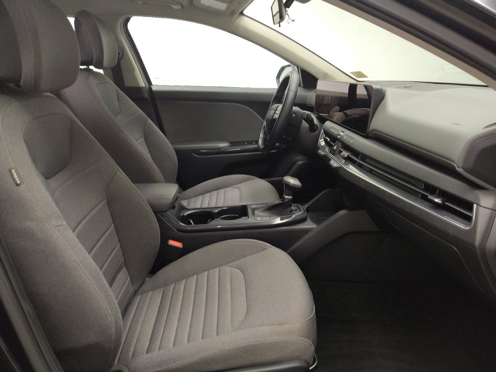 Used 2025 Kia K4 EX FWD image 21