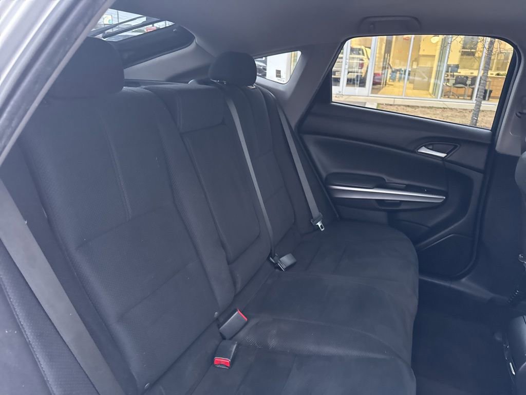Used 2013 Honda Crosstour EX image 22