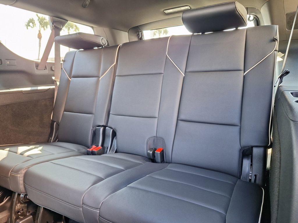 New 2026 Cadillac Escalade ESV Luxury w/ LPO, Radiant Package image 11