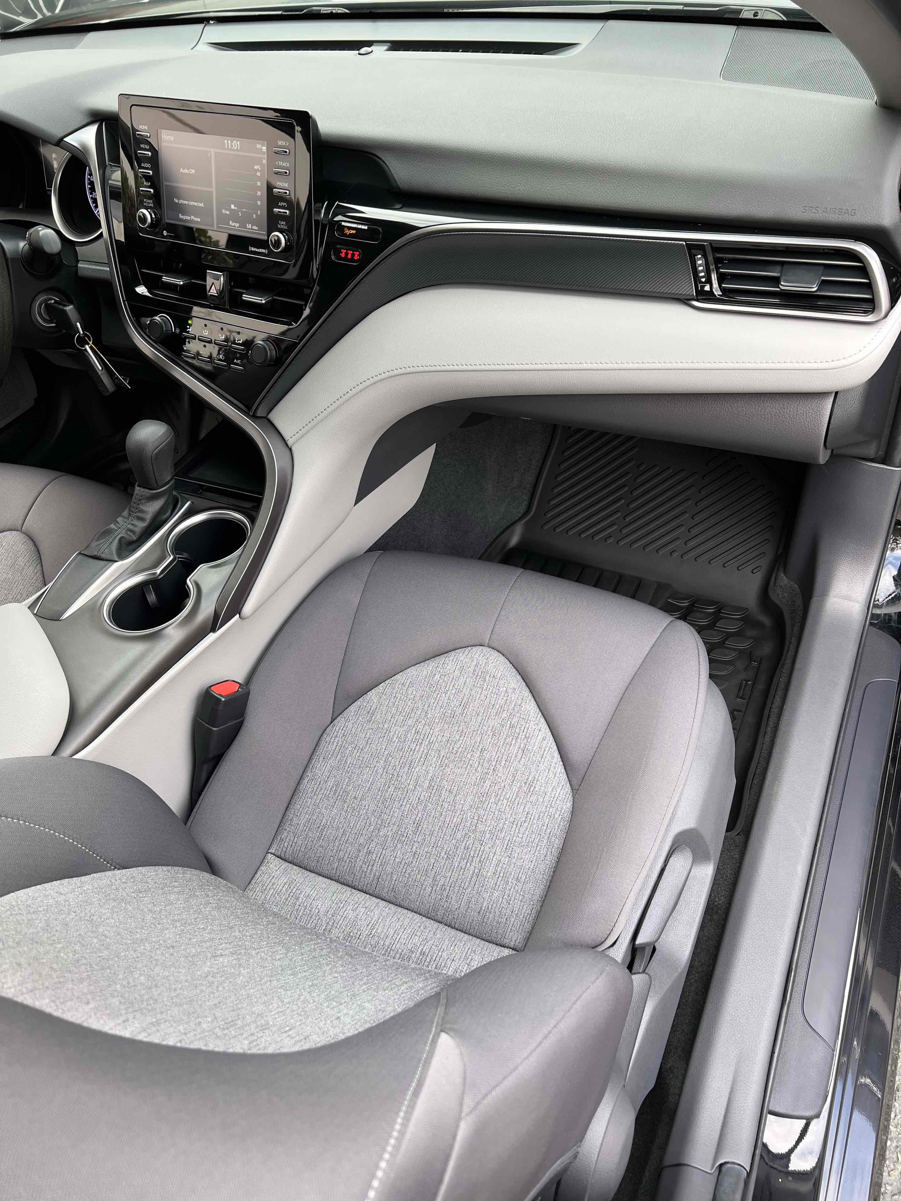 Used 2021 Toyota Camry LE image 45