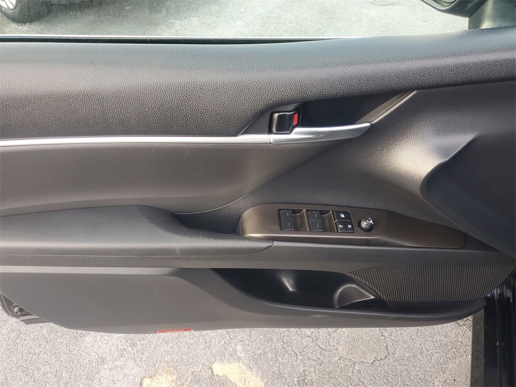 Certified 2023 Toyota Camry LE image 17